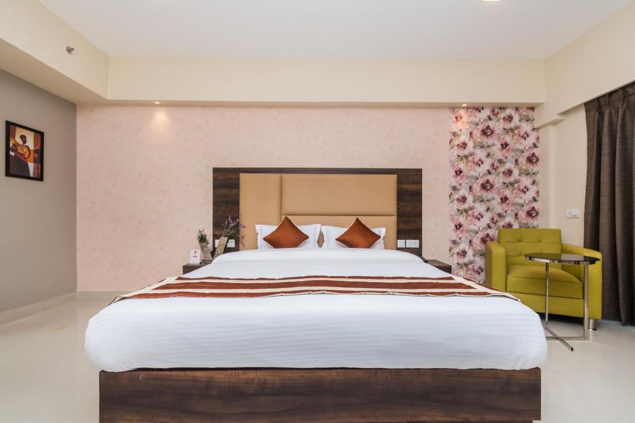 Capital O 10212 Hotel West Willows Xanadu Kolkata Exterior photo