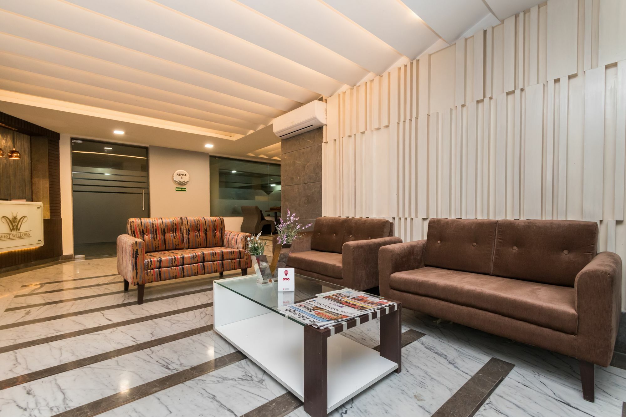 Capital O 10212 Hotel West Willows Xanadu Kolkata Exterior photo